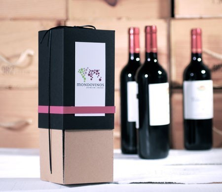 Caja para botella con cinta...