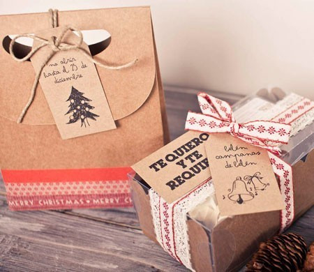 Bolsa regalo con etiqueta...