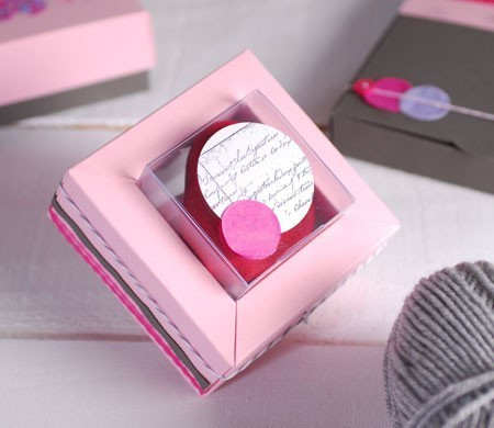 Cajita rosa para invitaciones