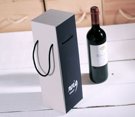 Caja resistente para botellas