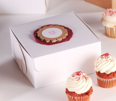 Dekorierte Box für 4 Cupcakes