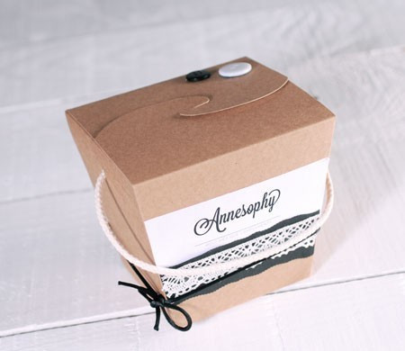 Caja original para ropa y...