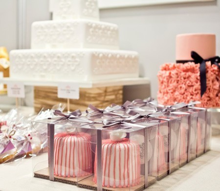 Schachtel mit einem Cupcake für Hochzeiten
