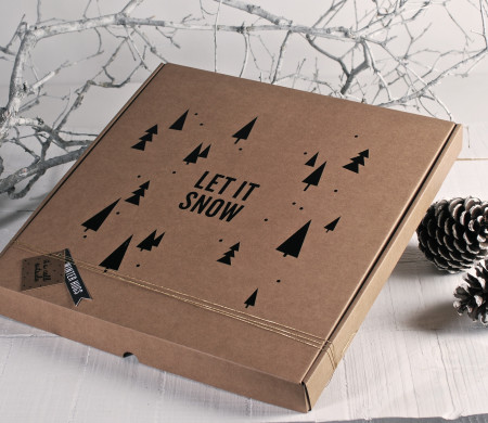Pizzaschachtel mit Vinyl-Aufkleber Pizzaschachtel mit Vinyl-Aufkleber