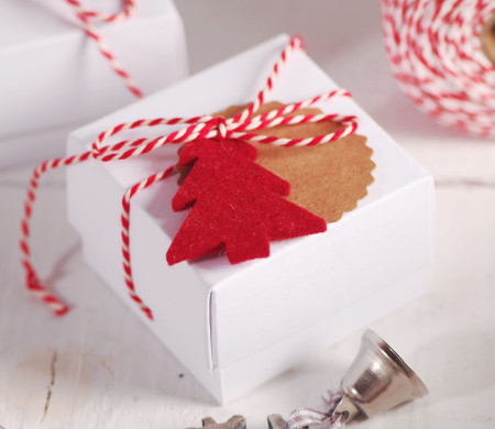 Kleine Geschenkbox für Schmuck an Weihnachten