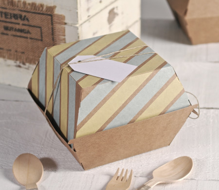 Box of burguers decorated...