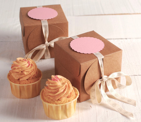 Cajita con cinta para cupcakes