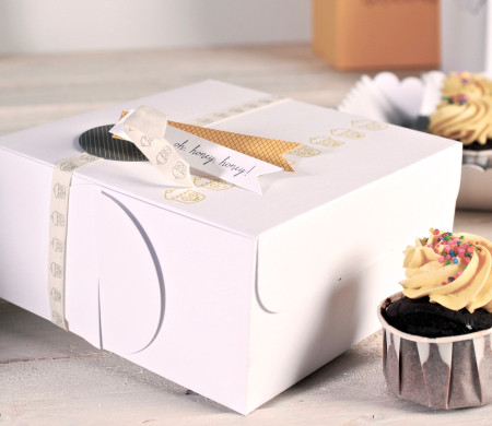 Der Kasten für Cupcakes Verschenken. Der Kasten für Backwaren! Der Kasten für Cupcakes Verschenken. Der Kasten für Backwaren!
