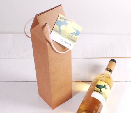 Dekorierte Weinschachtel mit Tragegriff