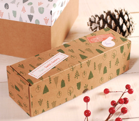 Dekorierte längliche Weihnachts-Schachtel