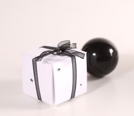 Caja navideña para regalar cremas