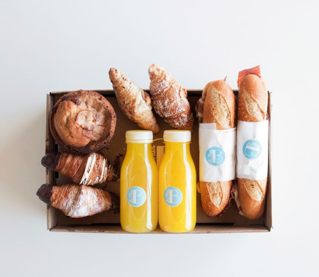 Kartontablett für Frühstück zum Mitnehmen