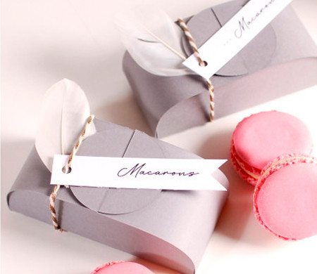 Dekorierte Schachtel für zwei Macarons