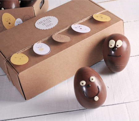 Selbstschließende Schachtel für Ostern