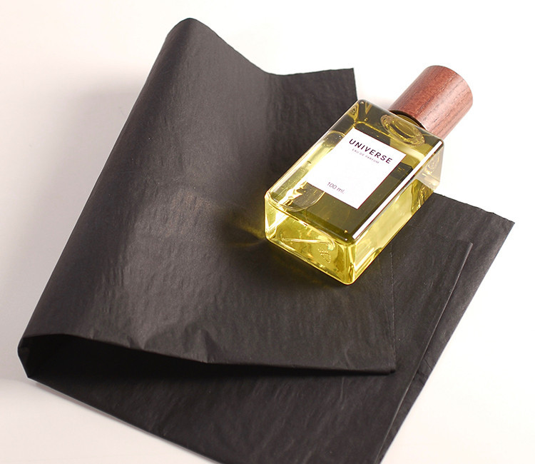 Seidenpapier. Verpacken Sie Ihre Geschenke schön!