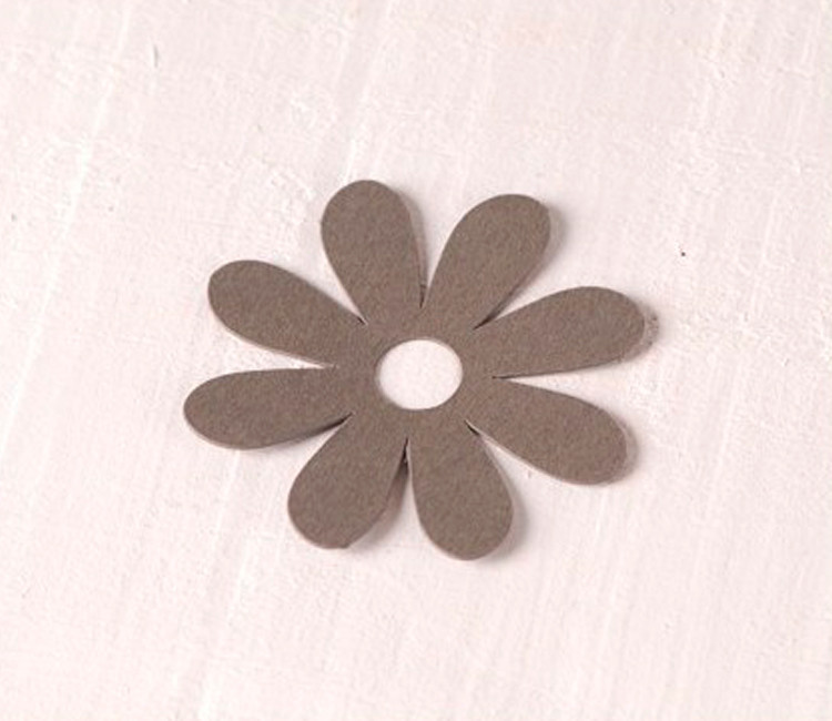 Set mit 10 Gänseblümchen aus Karton