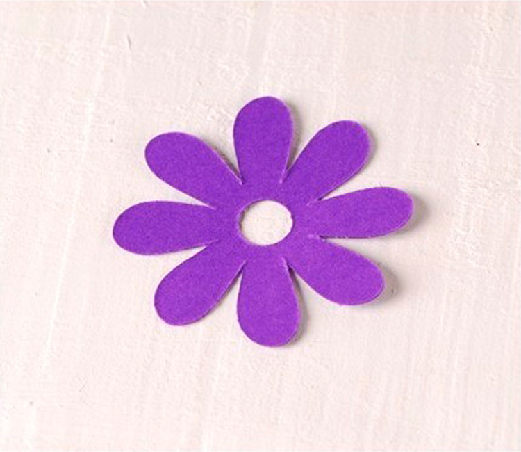 Set mit 10 Gänseblümchen aus Karton