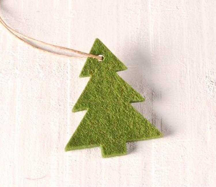 Weihnachtsbaum aus Filz für Weihnachtsgeschenke