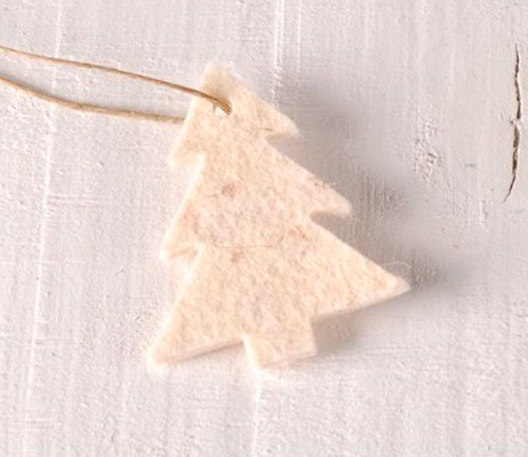 Weihnachtsbaum aus Filz für Weihnachtsgeschenke
