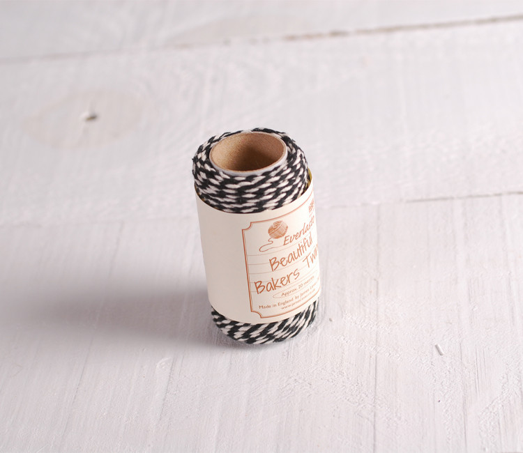 Baker's Twine zweifarbig zum Dekorieren von Geschenken
