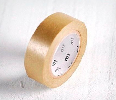 Goldenes Washi Tape zum Dekorieren von Geschenken.