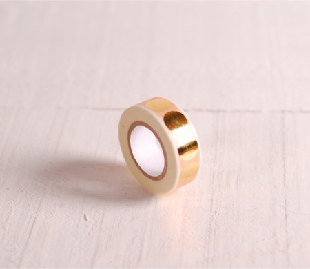 Washi-Tape mit goldenen Kreisen