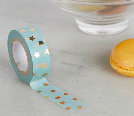 Hellblaues Washi-Tape mit goldenen Sternen