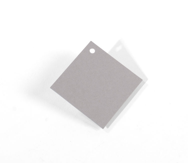 Quadratische Geschenketiketten aus Karton