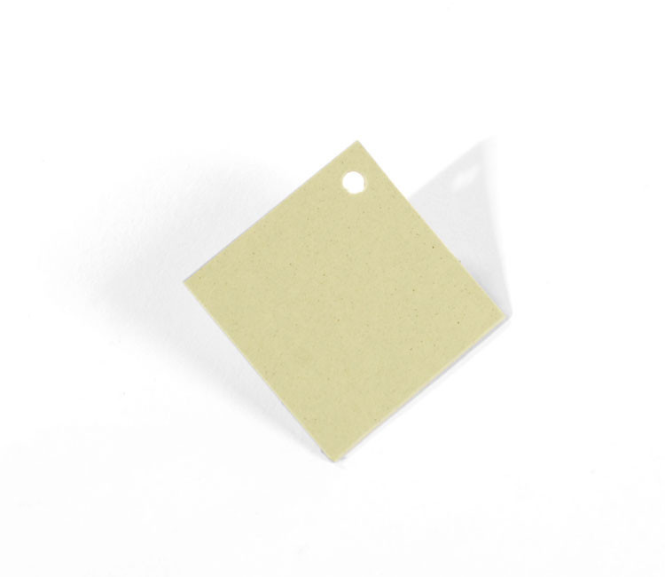 Quadratische Geschenketiketten aus Karton