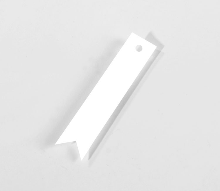 Etiketten in Form eines Banners, eine originelle Note