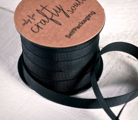 Schwarzes Grosgrain-Band