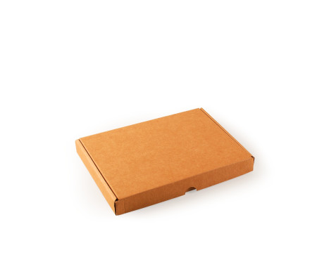 Flache Schachtel für den Postversand