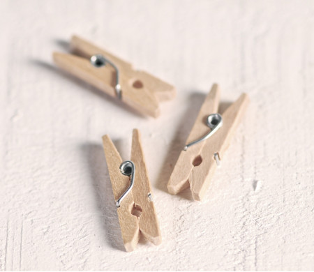 Mini-Holzclips zum Dekorieren und Scrapbooking