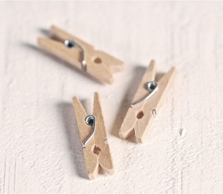 Mini-Holzclips zum Dekorieren und Scrapbooking Mini-Holzclips zum Dekorieren und Scrapbooking