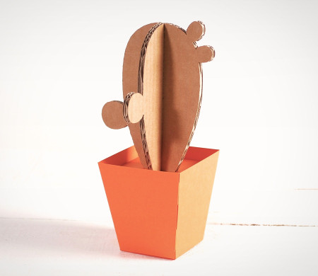 Papp-Kaktus mit bunten Töpfen!