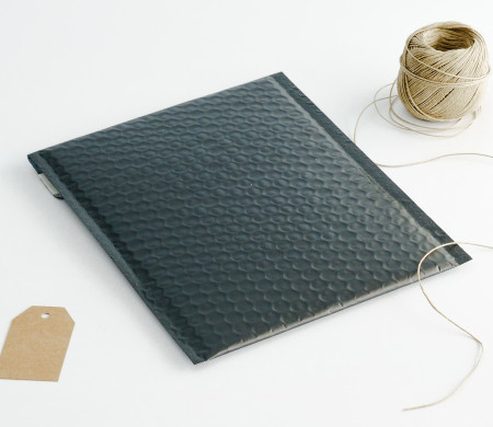 Versandtaschen in matt