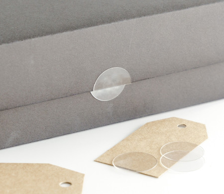 Transparenter Aufkleber für Sendungen