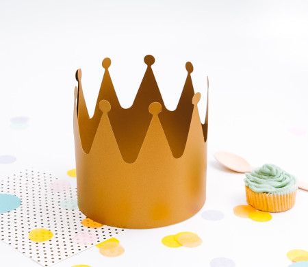 Pappkrone und Diadem