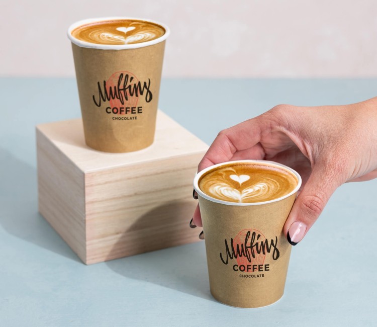 Becher aus Pappe in Kraft Becher aus Pappe in Kraft