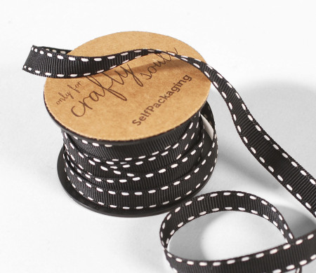 Schwarzes Geschenk-Ripsband mit Nähten