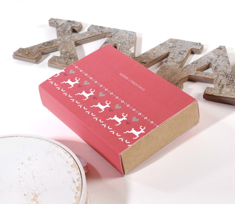 Schachtel für Geschenkkarten mit weihnachtlichem Aufdruck Schachtel für Geschenkkarten mit weihnachtlichem Aufdruck