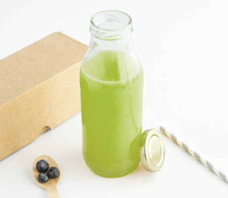 Flasche für Säfte oder Milch