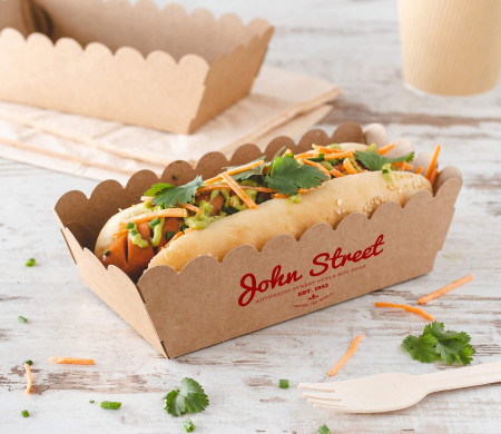 Pappschalen für Hot Dogs und Gebäck
