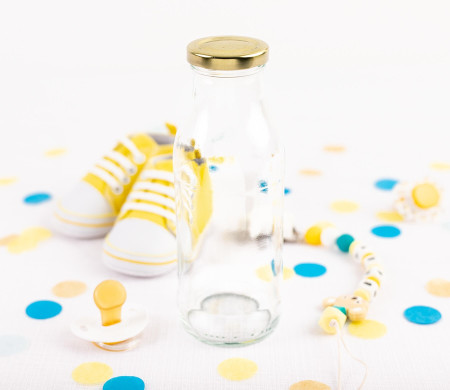Flasche für Säfte oder Milch