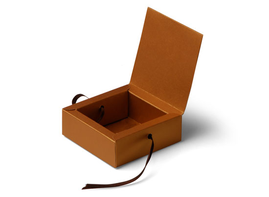 Einfache quadratische Geschenkschachtel